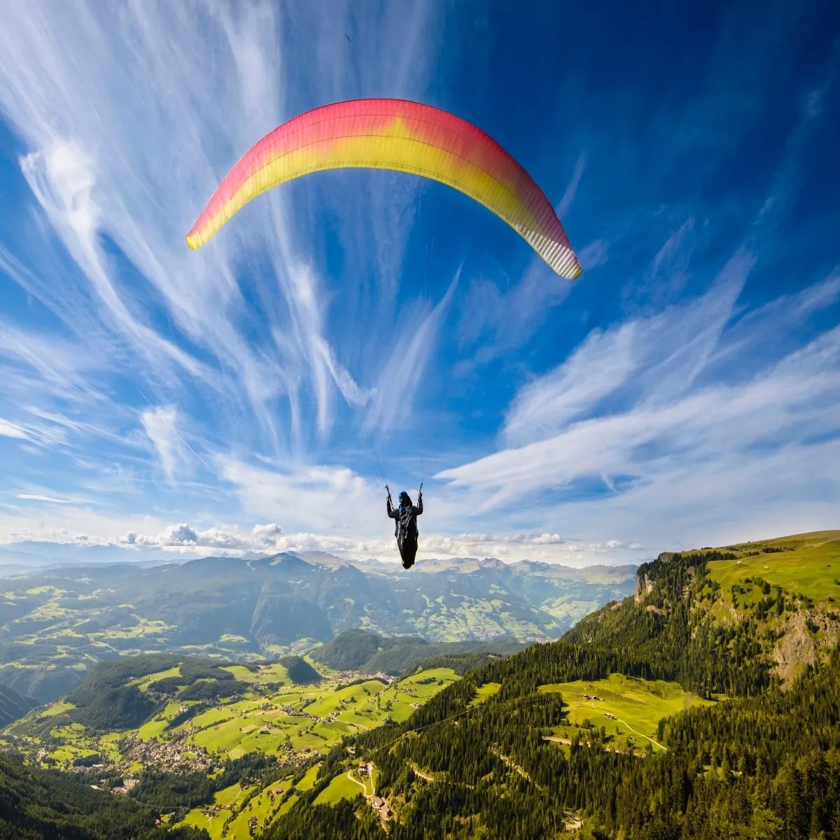 Paragliden als symbool voor weer lekker doen wat je wilt