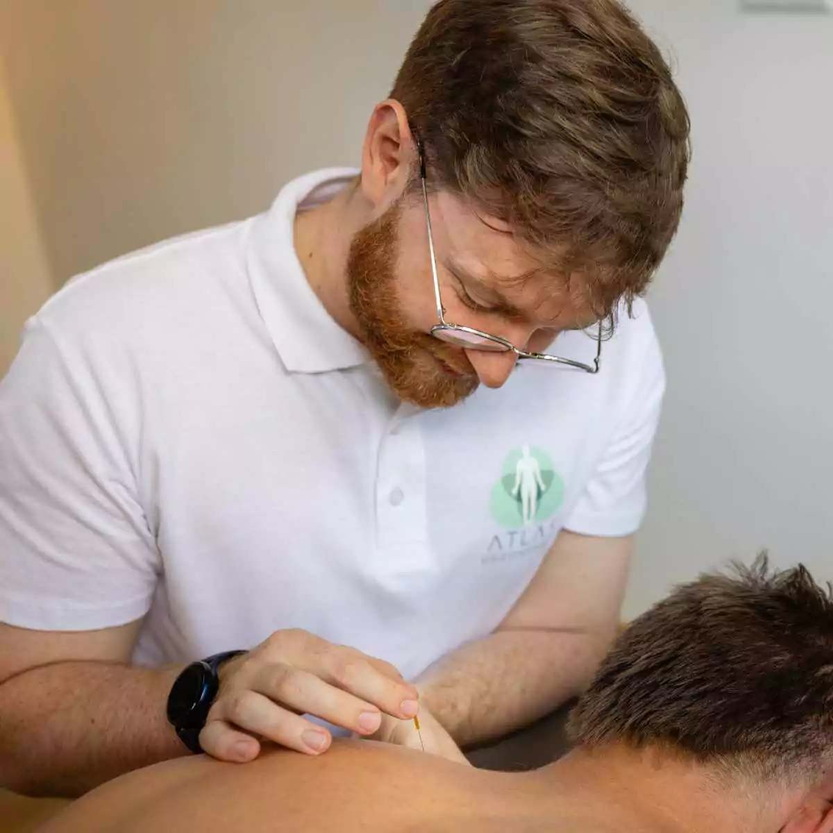 Fysiotherapie behandeling bij Atlas Gezondheid